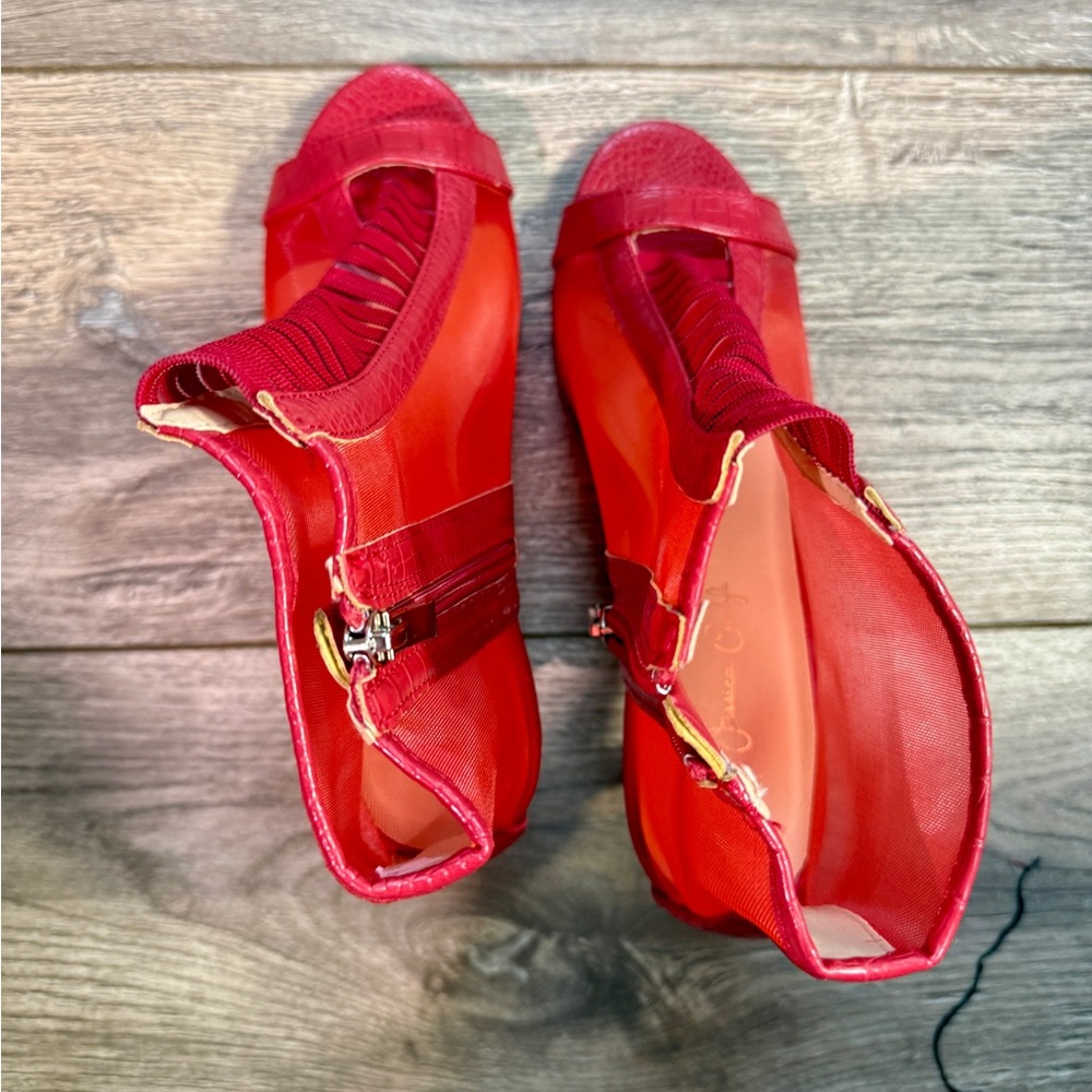 Jessica Carlyle Vibrant Red Mesh Heels - Picture 10 of 12